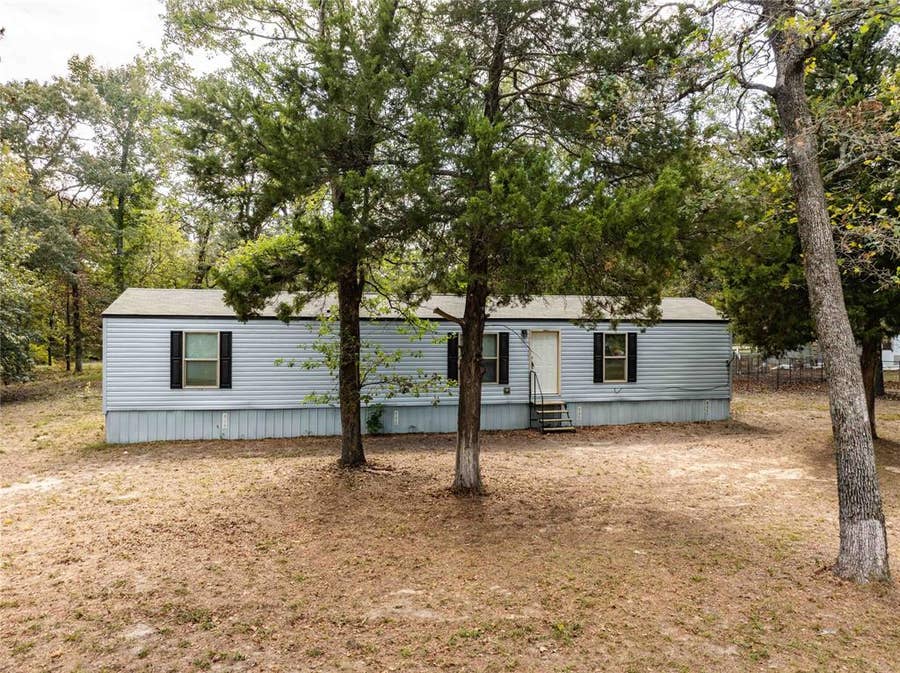 Property photo for 180 E Willow Lane, Murchison, TX