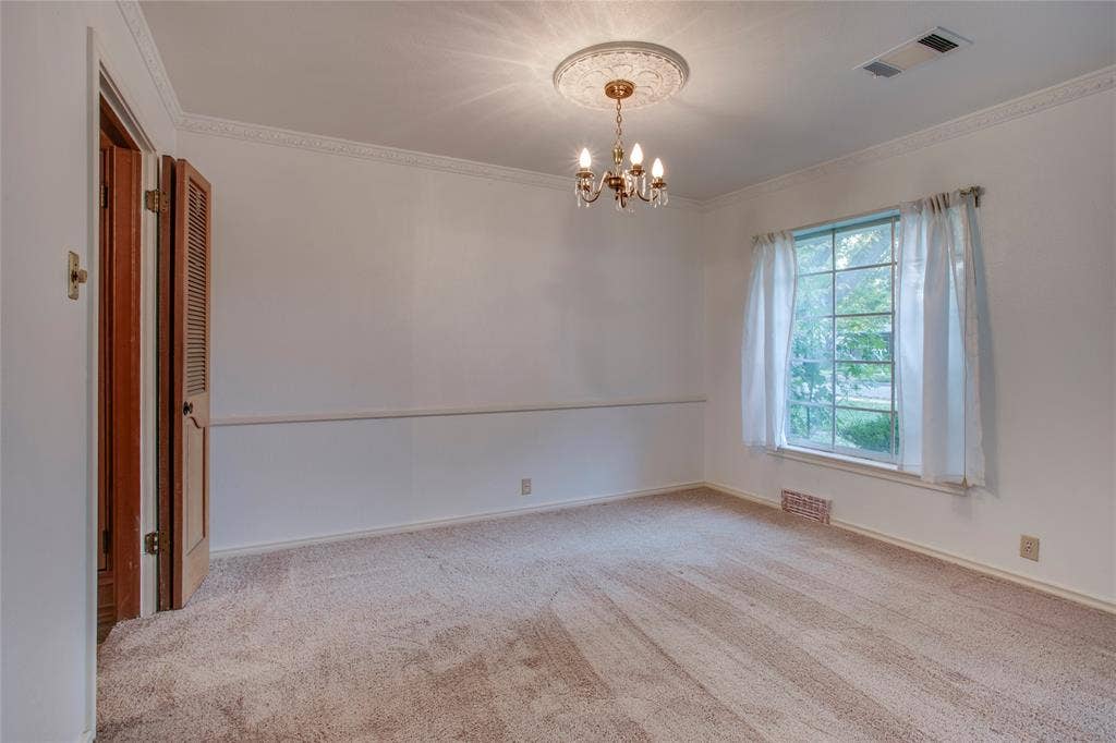 6726 Braeburn Drive, Dallas, TX 75214