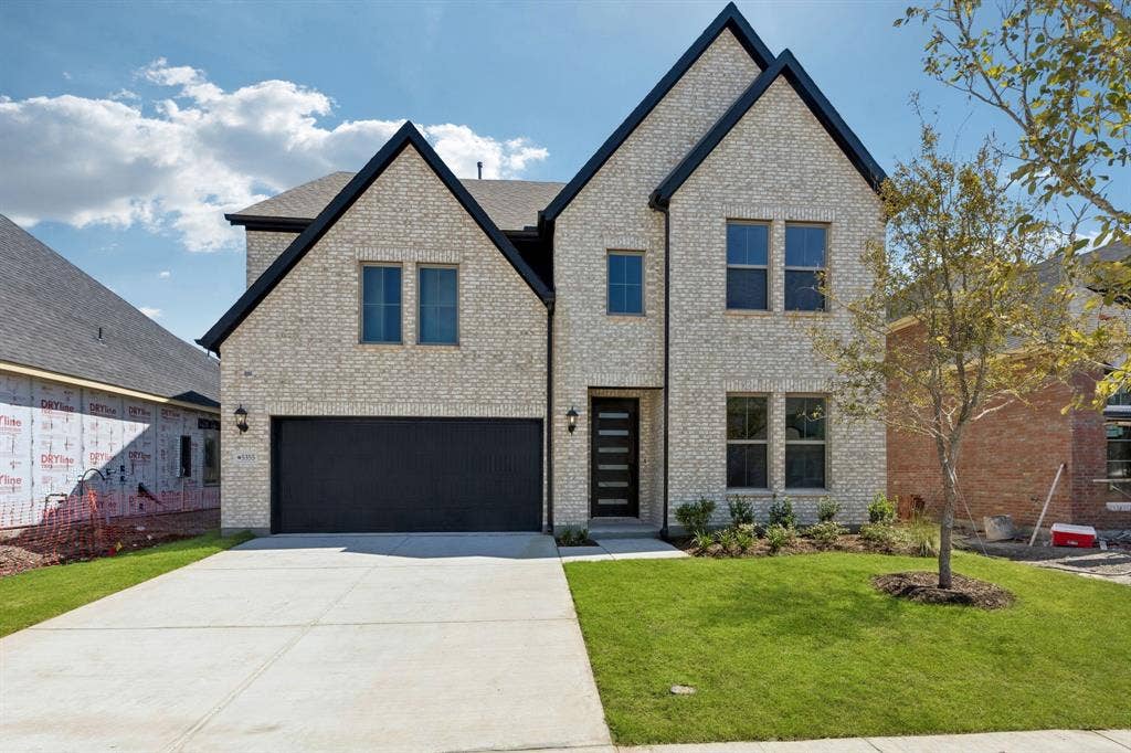 Gorgeous new construction, single family homes loaded with style and sophistication now available in the Estates at Stacy Crossing!