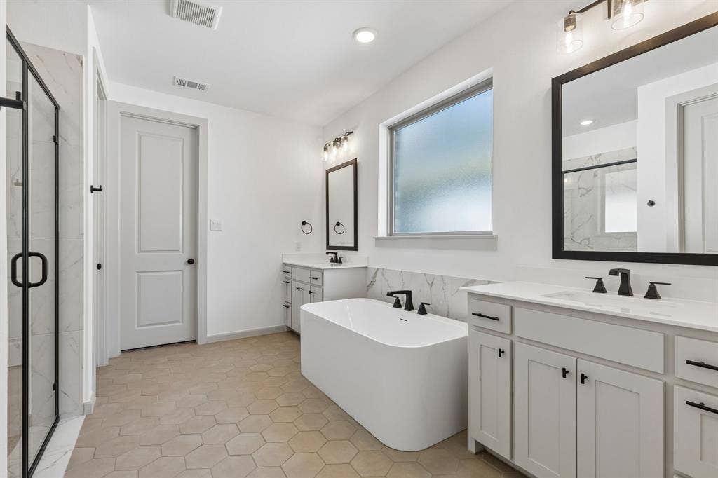 Plenty of room for two in this dream owner's bath!