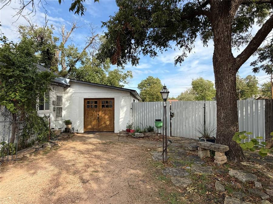 Property photo for 400 N River Street, Seymour, TX