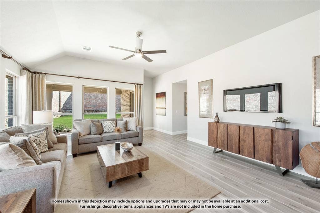 533 Red Maple Road, Waxahachie, TX 75165 533 Red Maple Road, Waxahachie, TX 75165
