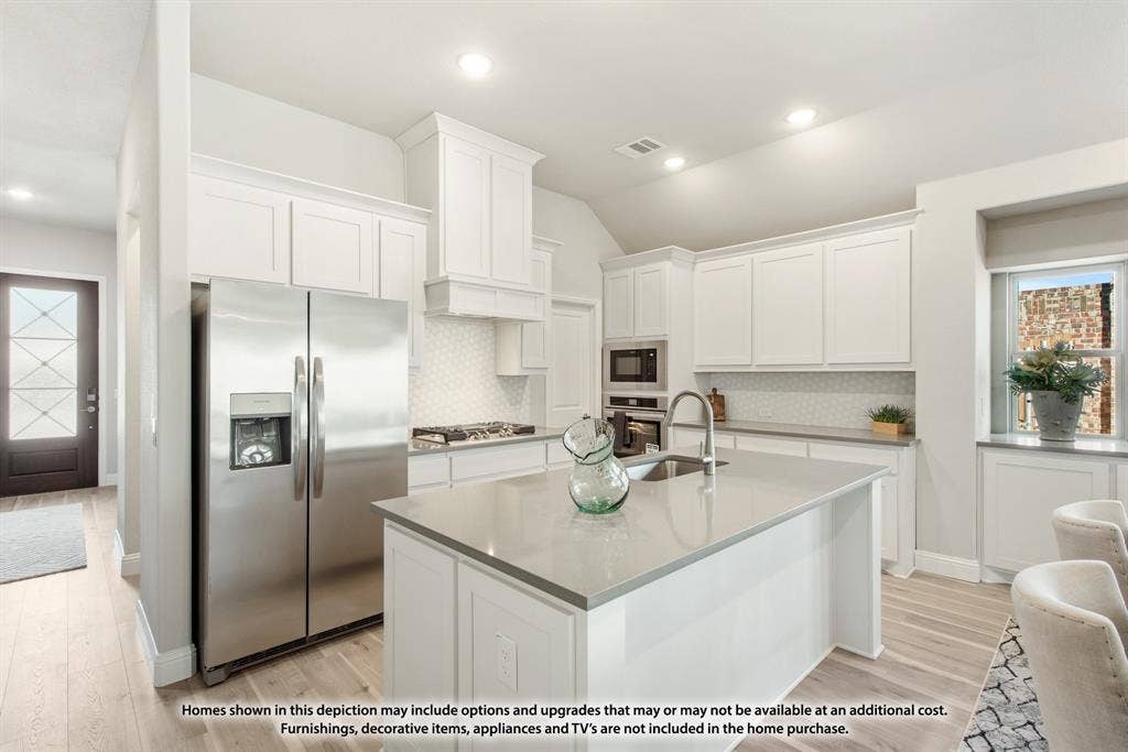 533 Red Maple Road, Waxahachie, TX 75165 533 Red Maple Road, Waxahachie, TX 75165