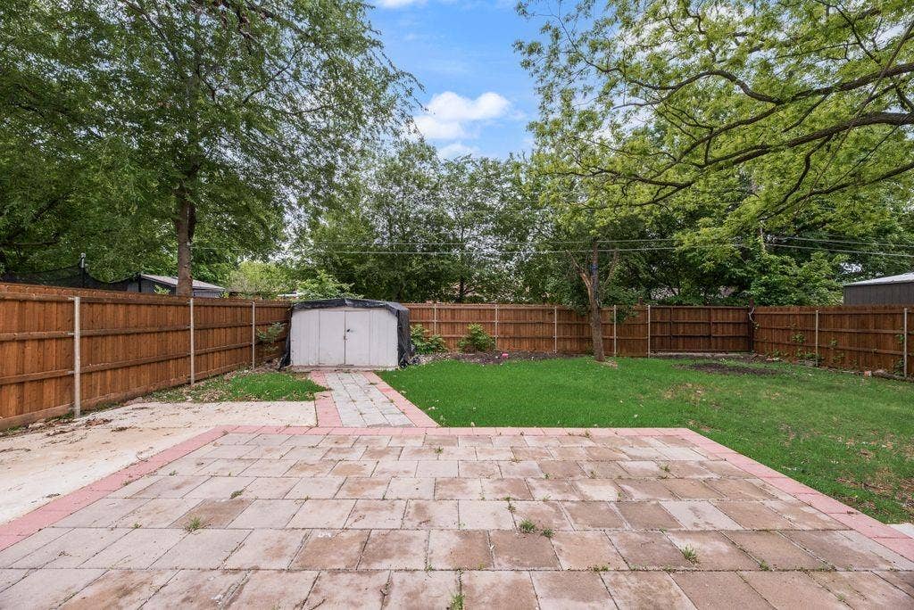 1406 Highland Street, Mesquite, TX 75149