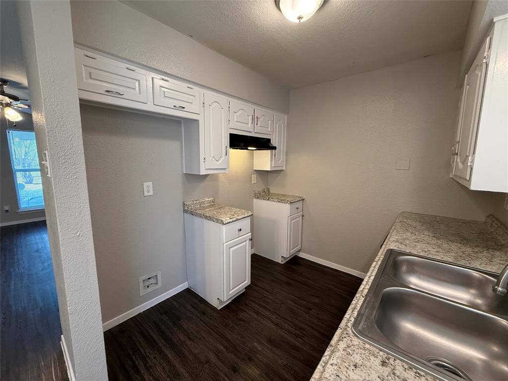 9680 Dale Glade Drive, Dallas, TX 75217 9680 Dale Glade Drive, Dallas, TX 75217