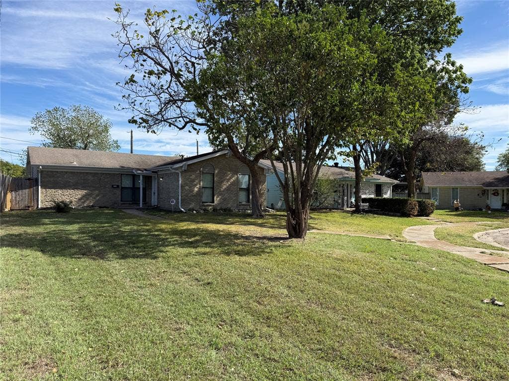 9680 Dale Glade Drive, Dallas, TX 75217 9680 Dale Glade Drive, Dallas, TX 75217
