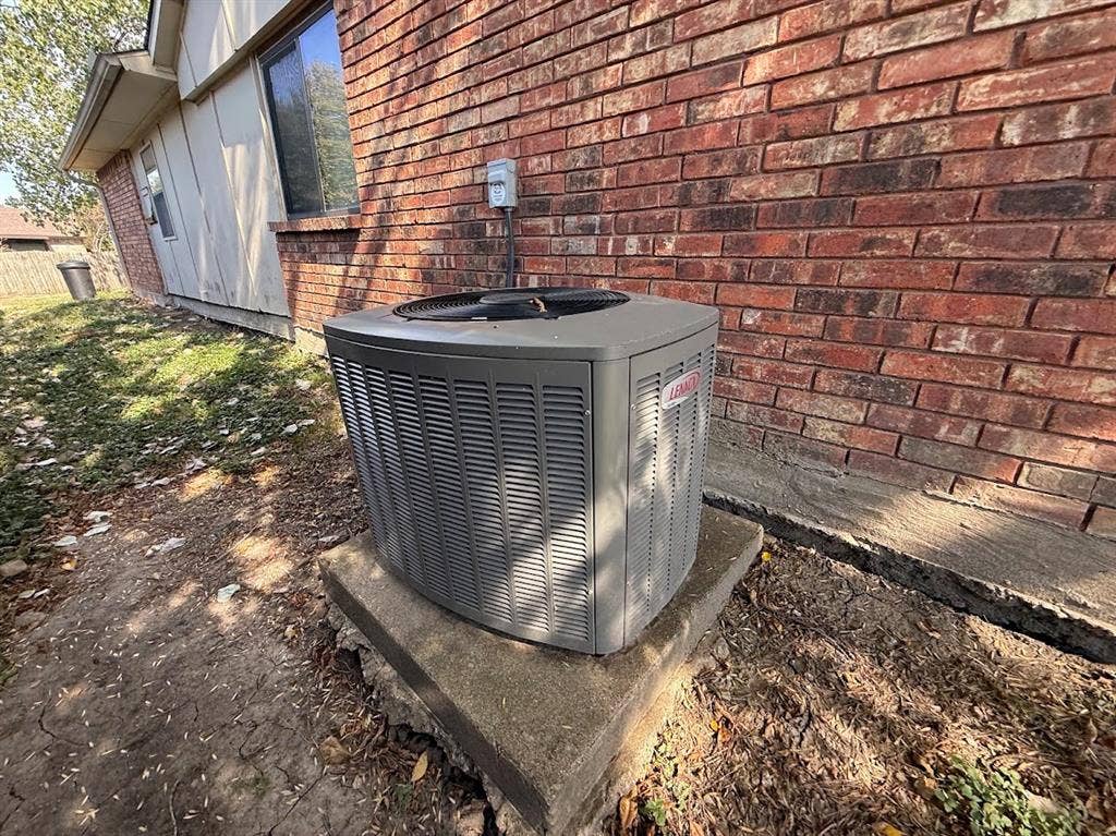 705 Via Del Sur, Mesquite, TX 75150