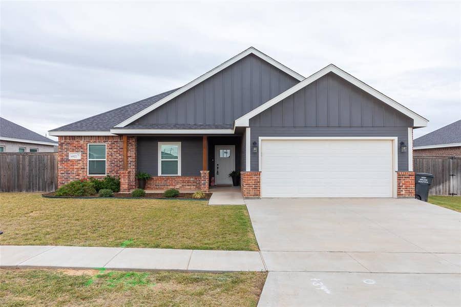 Property photo for 6922 Forrest Meadows Drive, Abilene, TX