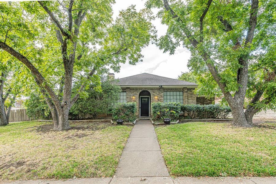 Property photo for 7003 Claybrook Drive, Dallas, TX