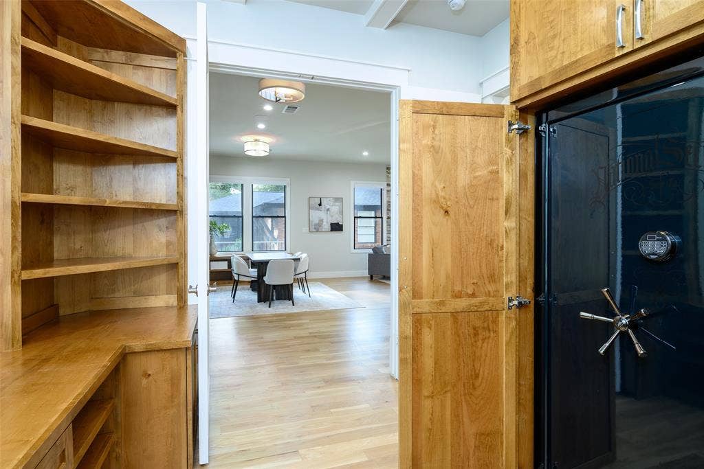 6359 Marquita Avenue, Dallas, TX 75214 6359 Marquita Avenue, Dallas, TX 75214