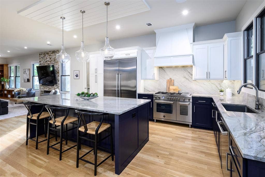 6359 Marquita Avenue, Dallas, TX 75214 6359 Marquita Avenue, Dallas, TX 75214