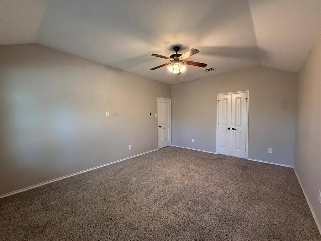 725 Fannin Drive, Lavon, TX 75166 725 Fannin Drive, Lavon, TX 75166