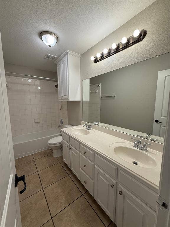 725 Fannin Drive, Lavon, TX 75166 725 Fannin Drive, Lavon, TX 75166