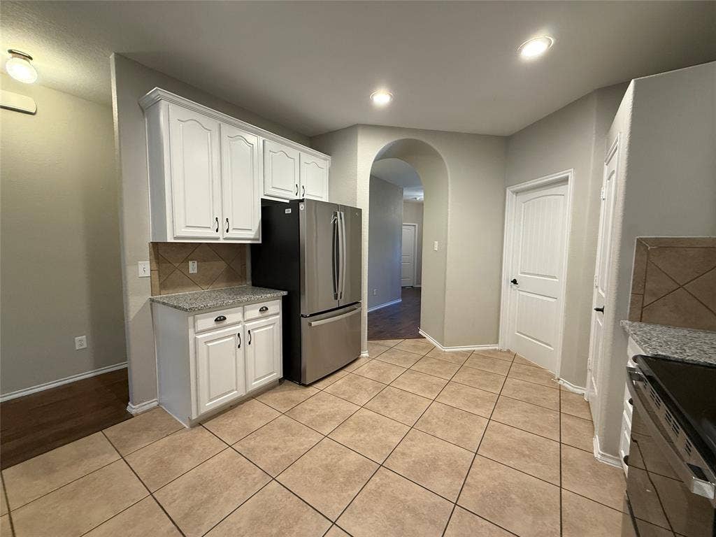 725 Fannin Drive, Lavon, TX 75166 725 Fannin Drive, Lavon, TX 75166