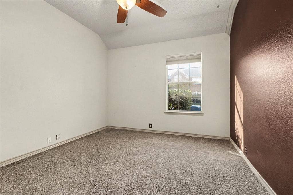 2201 Yosemite Court, Carrollton, TX 75006 2201 Yosemite Court, Carrollton, TX 75006