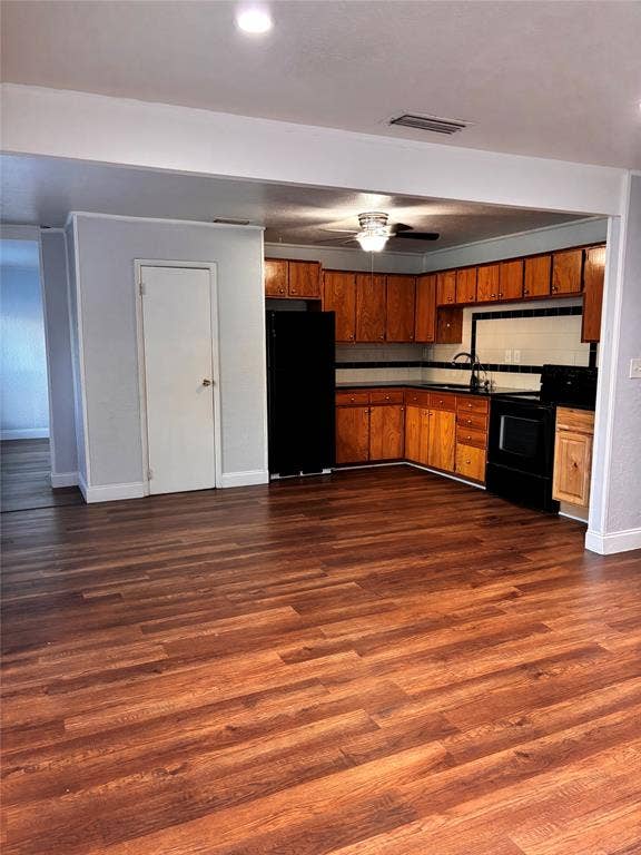 1921 Danbury Drive, Garland, TX 75040 1921 Danbury Drive, Garland, TX 75040