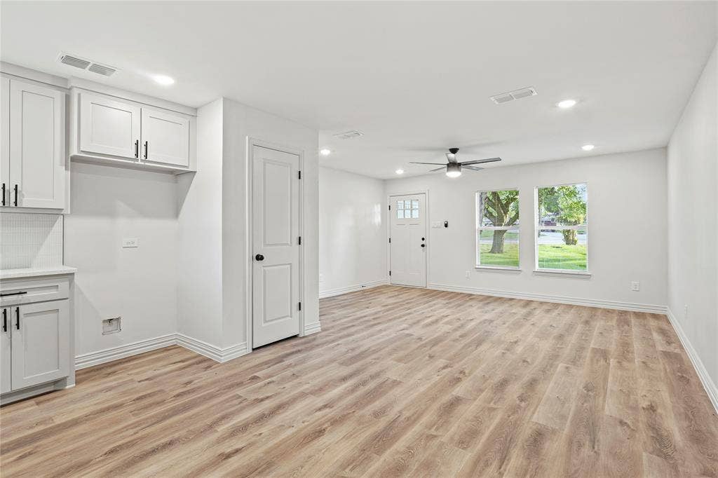 6106 Flagstaff Drive, Dallas, TX 75241