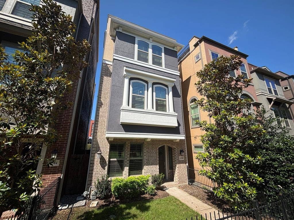 1354 Romano Place, Dallas, TX 75215 1354 Romano Place, Dallas, TX 75215