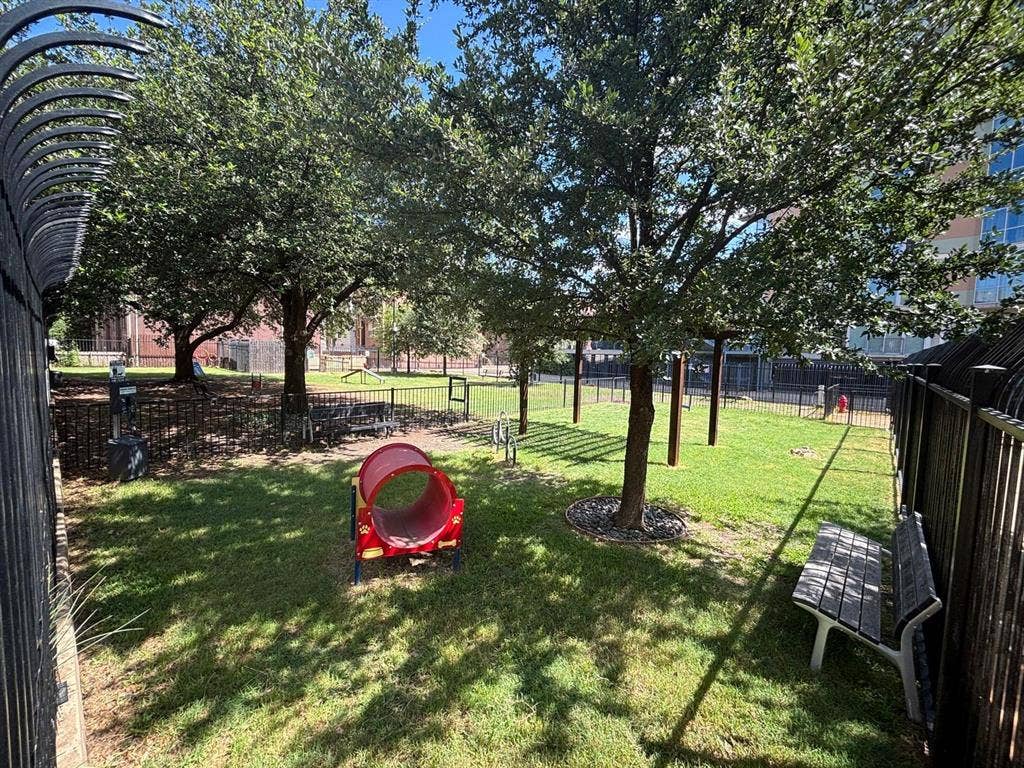 1354 Romano Place, Dallas, TX 75215 1354 Romano Place, Dallas, TX 75215