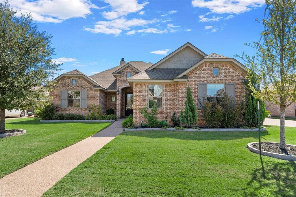 10313 Creekside Lane, Waco, TX 76712 10313 Creekside Lane, Waco, TX 76712