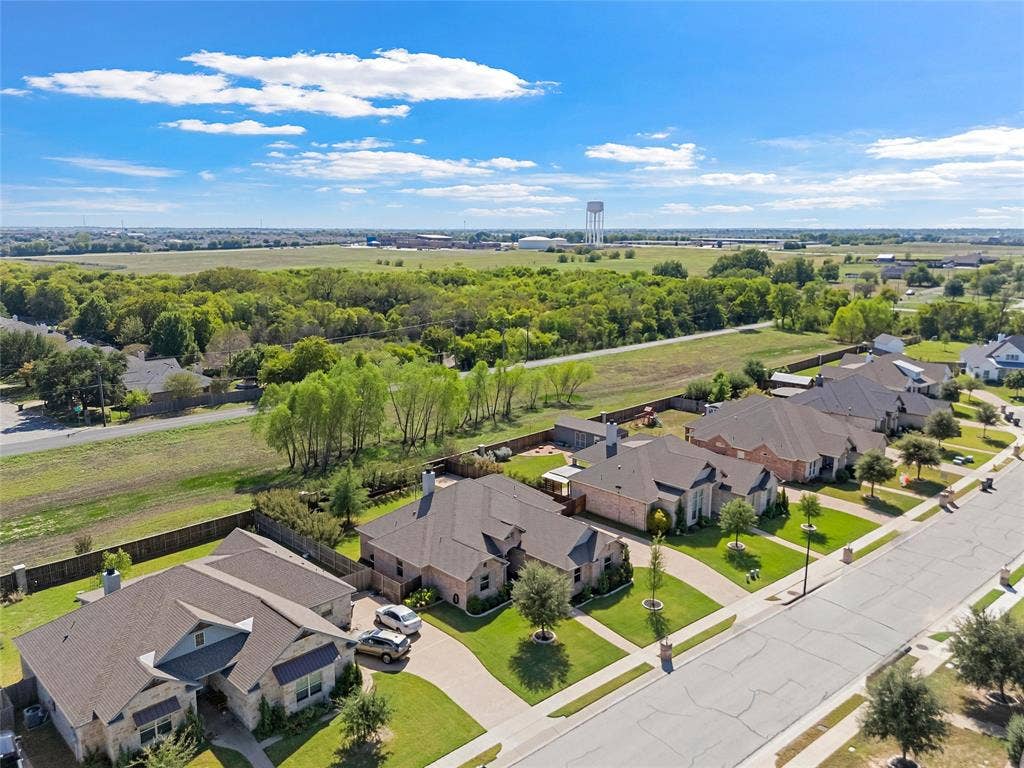 10313 Creekside Lane, Waco, TX 76712 10313 Creekside Lane, Waco, TX 76712