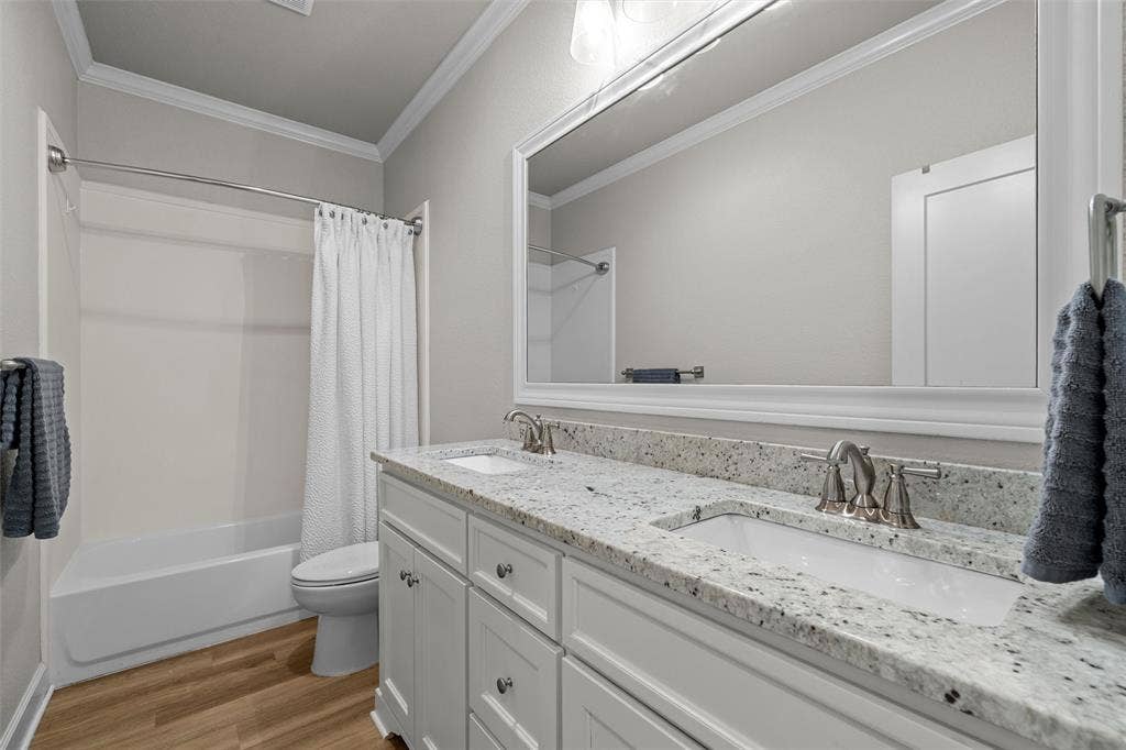 10313 Creekside Lane, Waco, TX 76712 10313 Creekside Lane, Waco, TX 76712