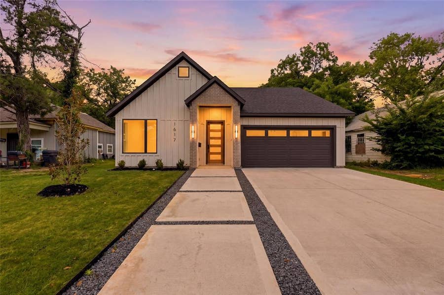 Property photo for 8133 Suetelle Drive, Dallas, TX