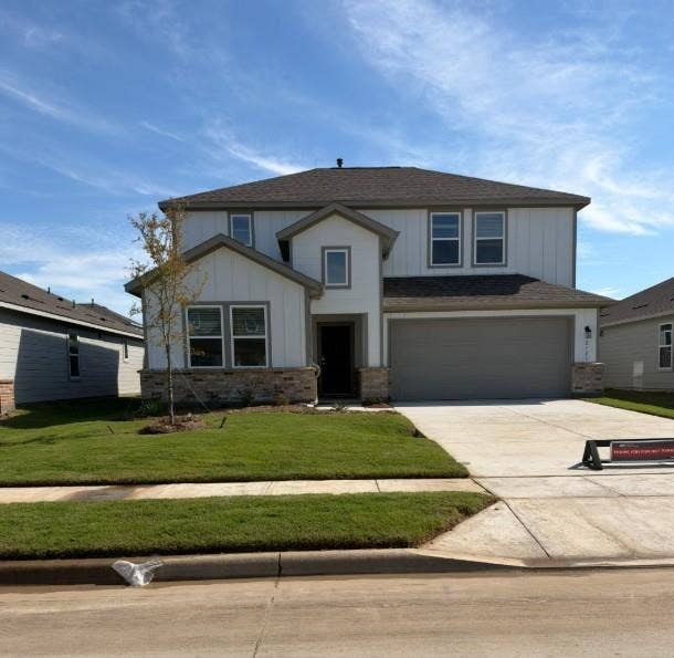 2320 Buffalo Bayou Way ~ Ready Now!