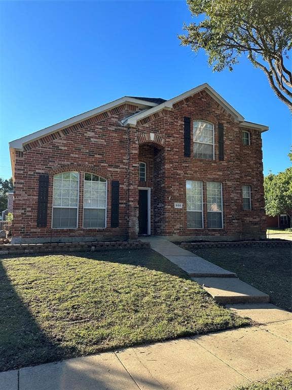 Property photo for 800 Pebble Ridge Drive, Lewisville, TX