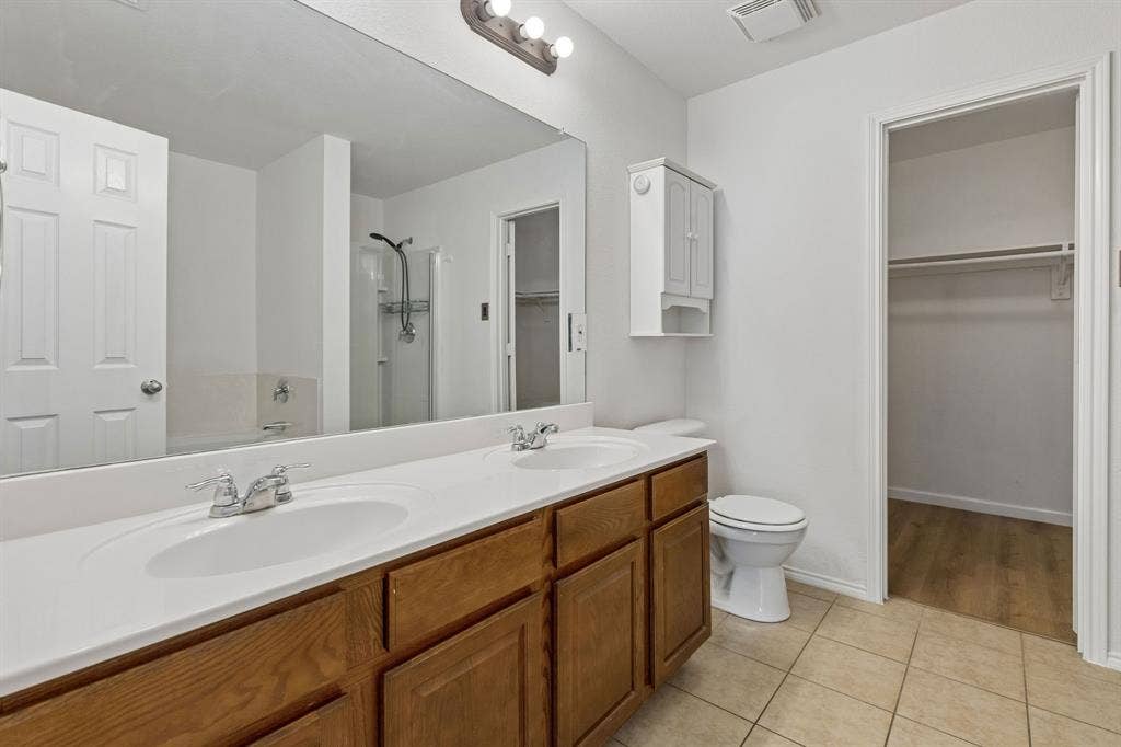 12918 Michelle Drive, Frisco, TX 75035 12918 Michelle Drive, Frisco, TX 75035