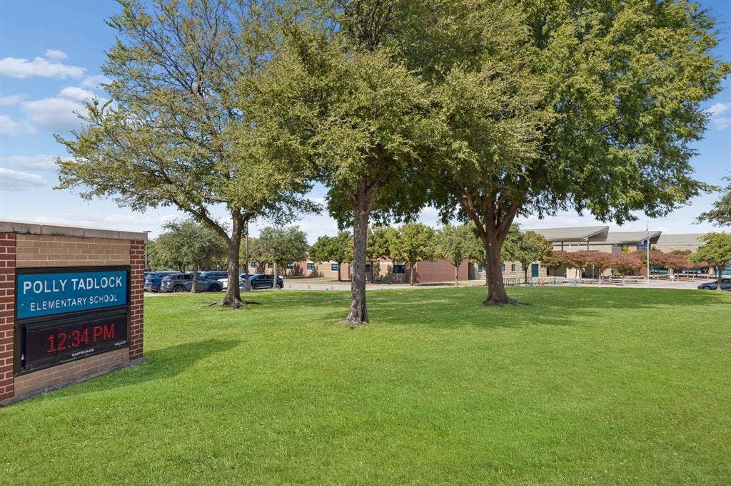 12918 Michelle Drive, Frisco, TX 75035 12918 Michelle Drive, Frisco, TX 75035
