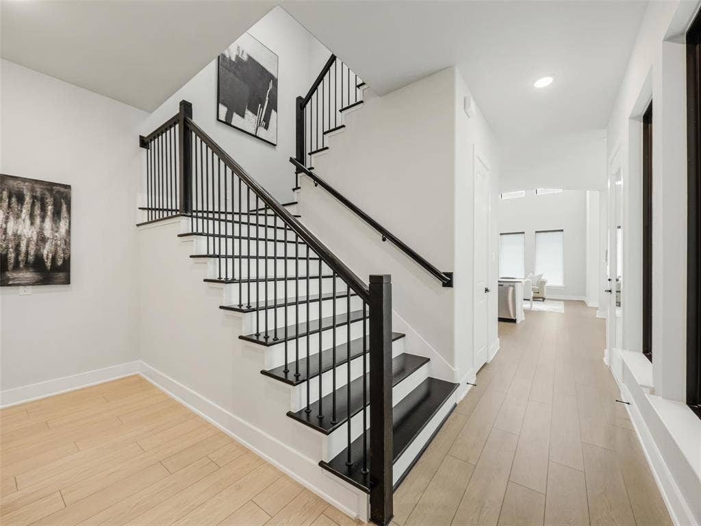 7304 Endeavor Lane, McKinney, TX 75070 7304 Endeavor Lane, McKinney, TX 75070