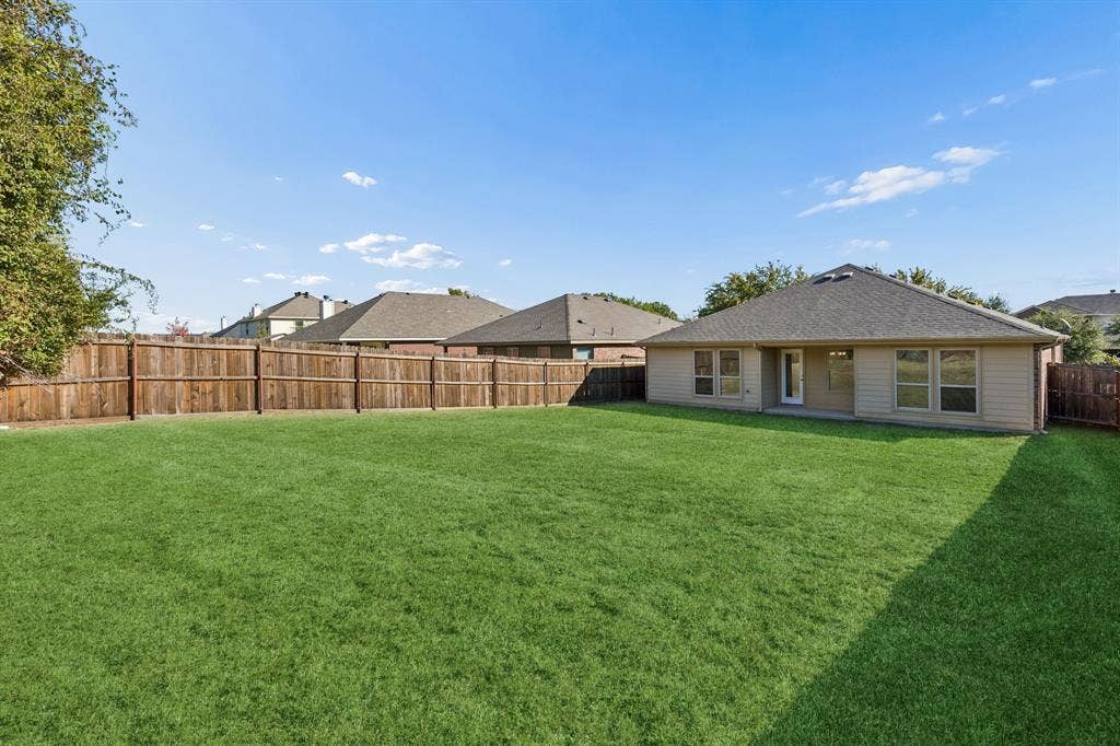 914 Bens Drive, Anna, TX 75409