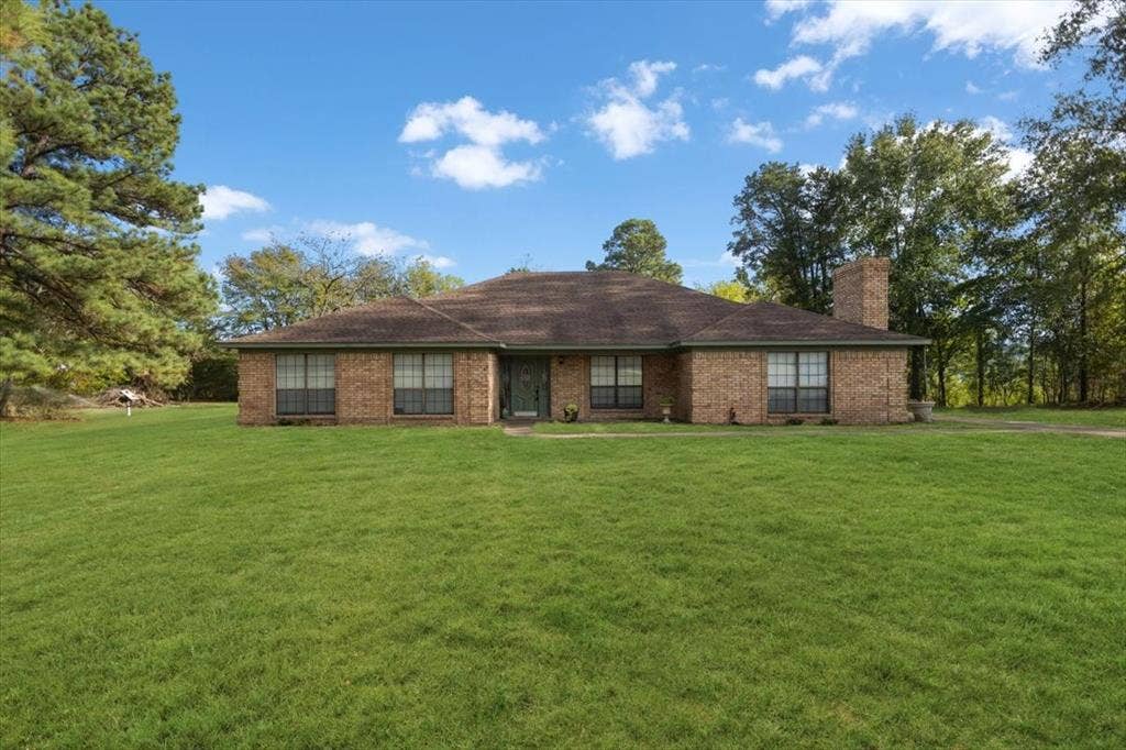 20326 US HWY 271, Winona, TX 75792
