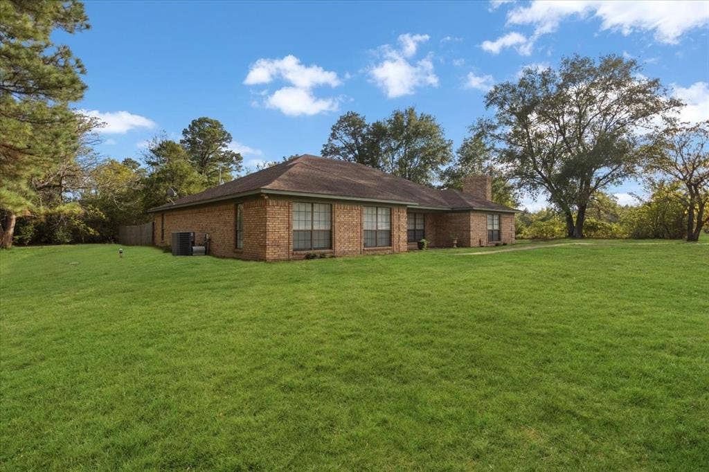 20326 US HWY 271, Winona, TX 75792