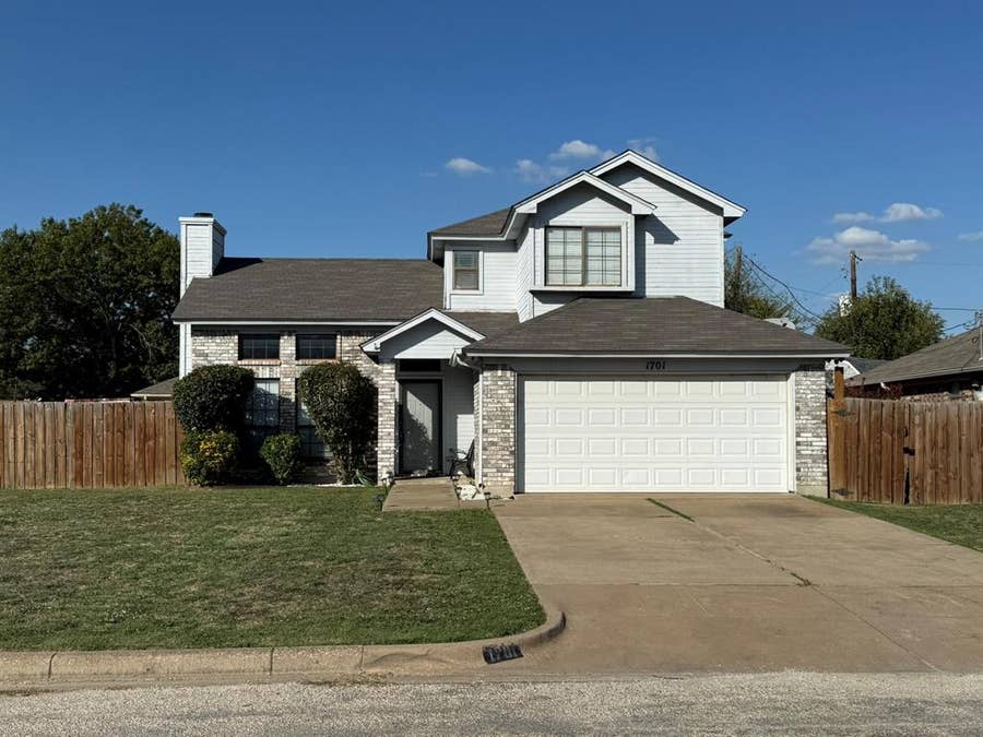 Property photo for 1701 Independence Road, Blue Mound, TX