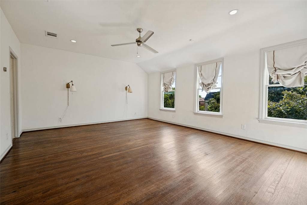 6935 Lakeshore Drive, Dallas, TX 75214 Primary Bedroom