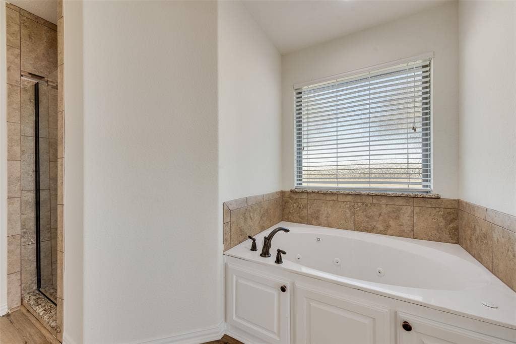 304 Canales Road, Nevada, TX 75173 304 Canales Road, Nevada, TX 75173