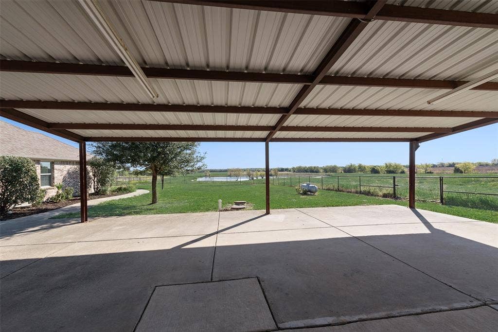 304 Canales Road, Nevada, TX 75173 304 Canales Road, Nevada, TX 75173