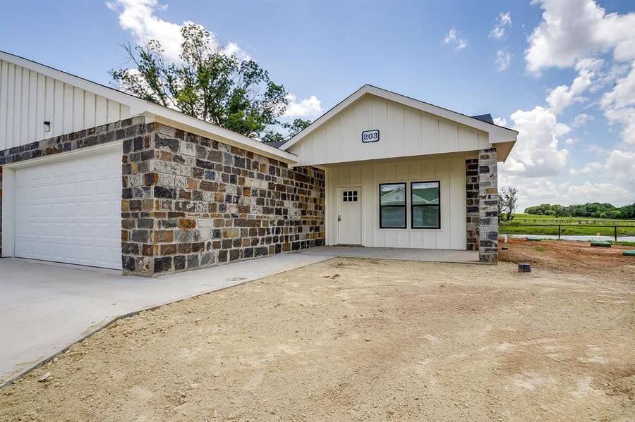 Property photo for 133 Winners Circle Unit, #601, Weatherford, TX