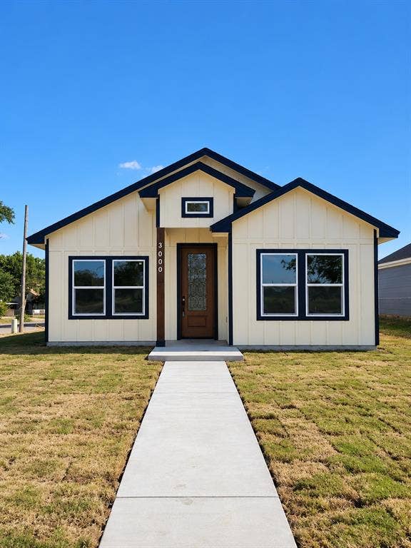 Property photo for 3000 Pine Avenue, Waco, TX