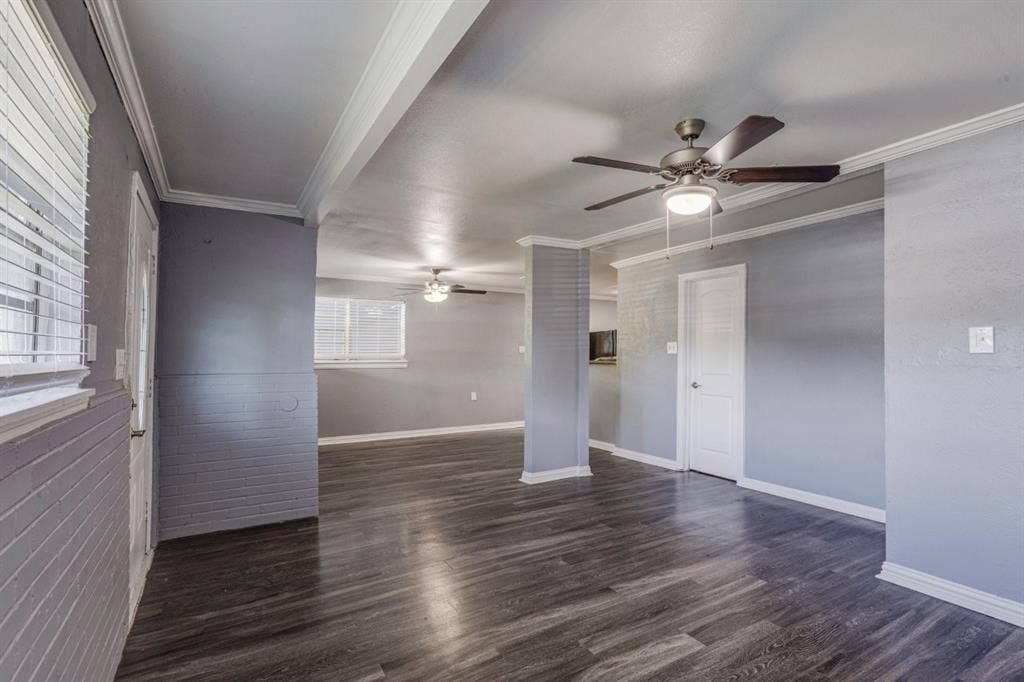 1812 Del Rancho Drive, Irving, TX 75061