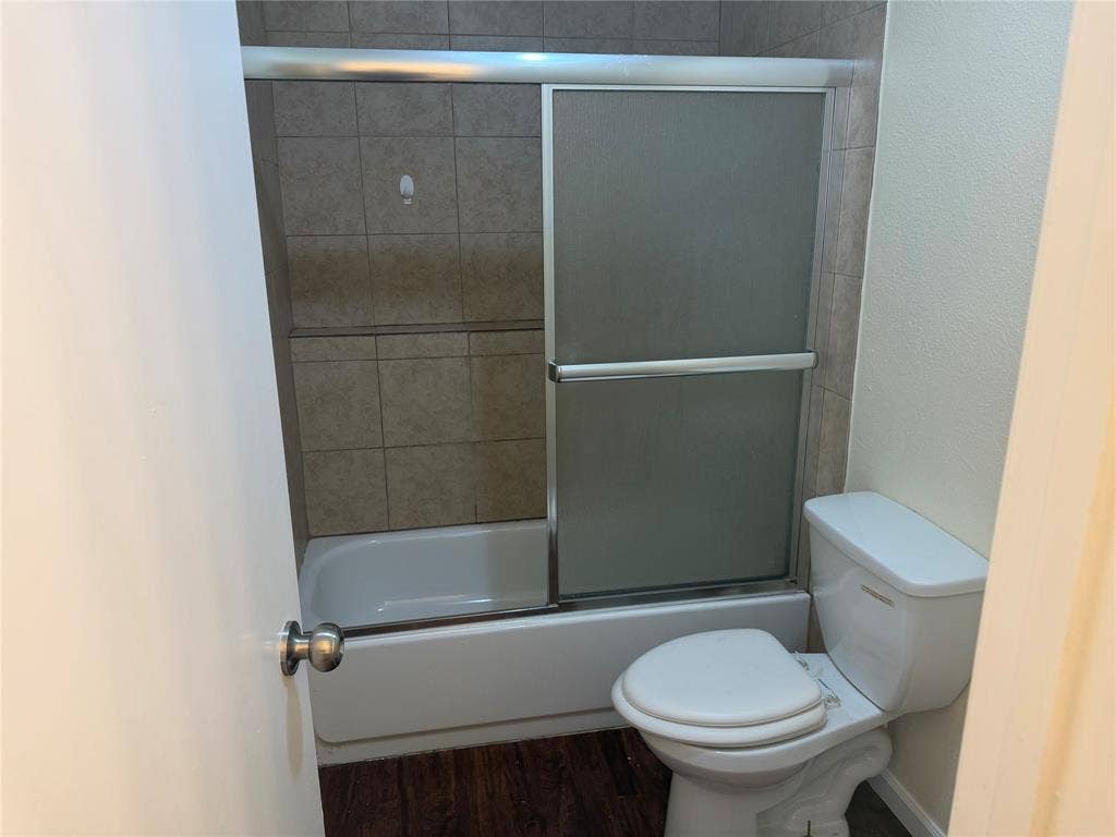 1361 Oakbluff Drive, Lancaster, TX 75146