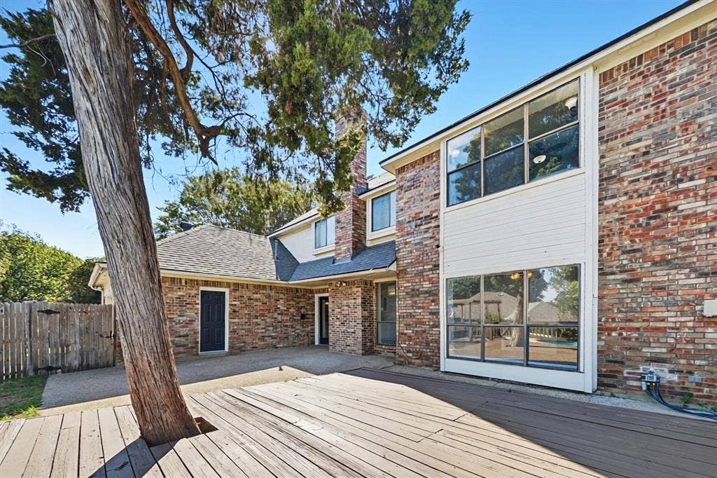 612 N Silver Creek Circle, DeSoto, TX 75115 612 N Silver Creek Circle, DeSoto, TX 75115