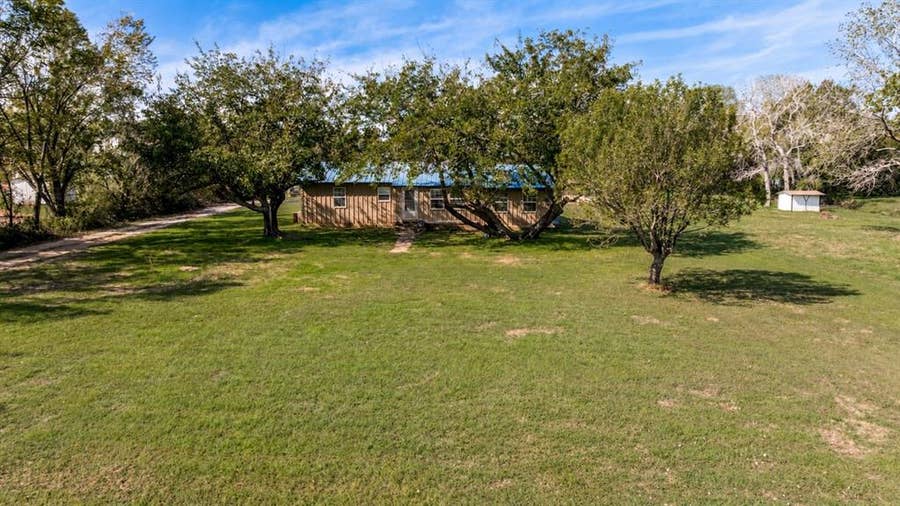 Property photo for 10310 S Fm 51, Springtown, TX