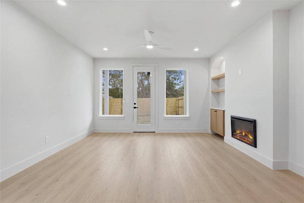 3427 & 3429 Detonte Street, Dallas, TX 75223