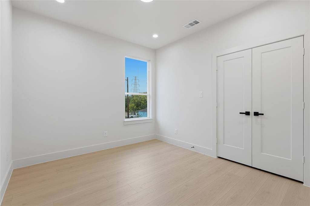 3427 & 3429 Detonte Street, Dallas, TX 75223