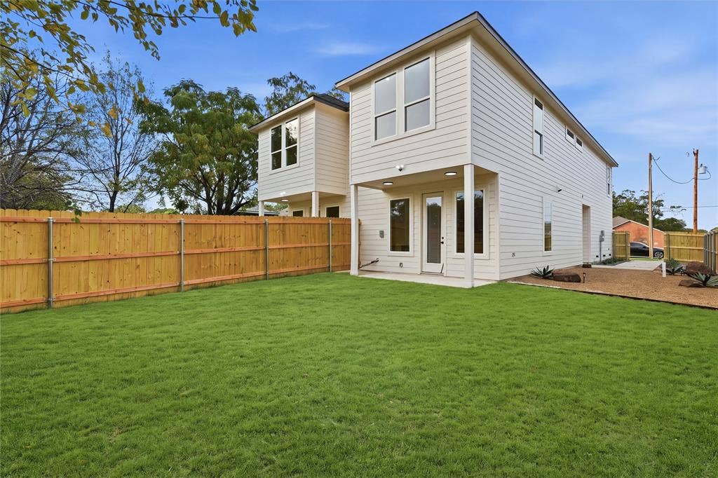 3427 & 3429 Detonte Street, Dallas, TX 75223