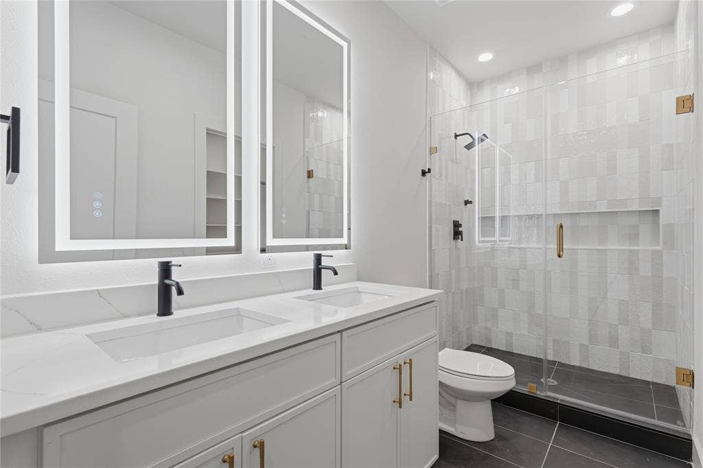 3427 & 3429 Detonte Street, Dallas, TX 75223
