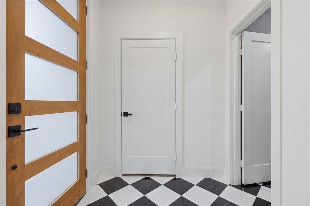 3427 & 3429 Detonte Street, Dallas, TX 75223